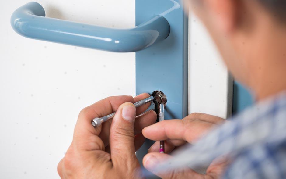 tarif serrurier ouverture de porte Louveciennes